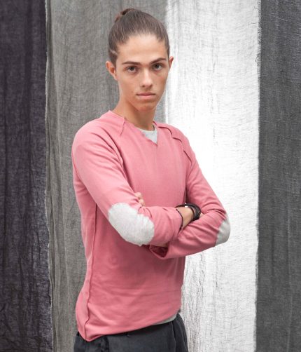 SWEATSHIRT V TOPPE JP