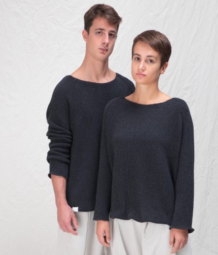 RAGLAN ET